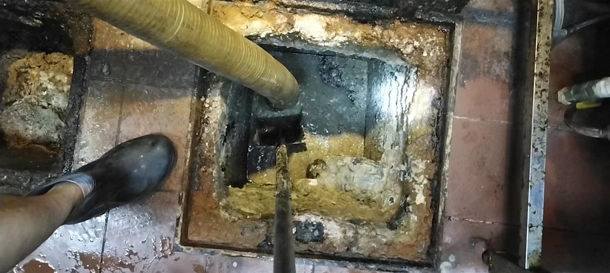 王益污水池清理一般都有毒气，怎么预防中毒呢？